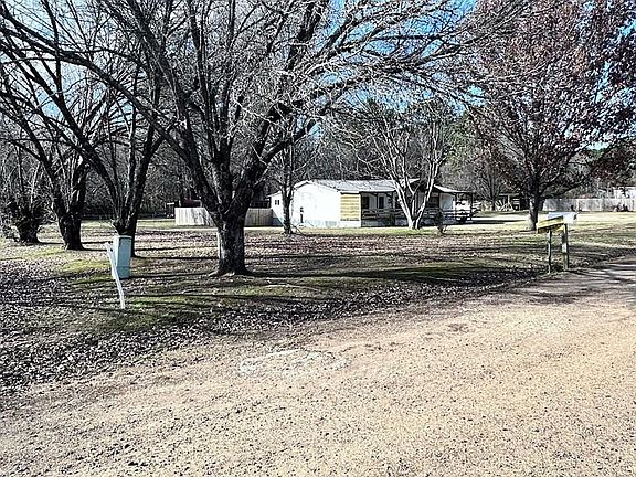 2nd image of 40 Randy Dr