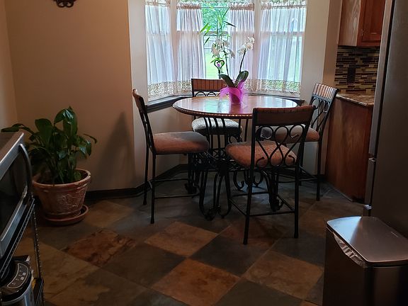 Breakfast nook.