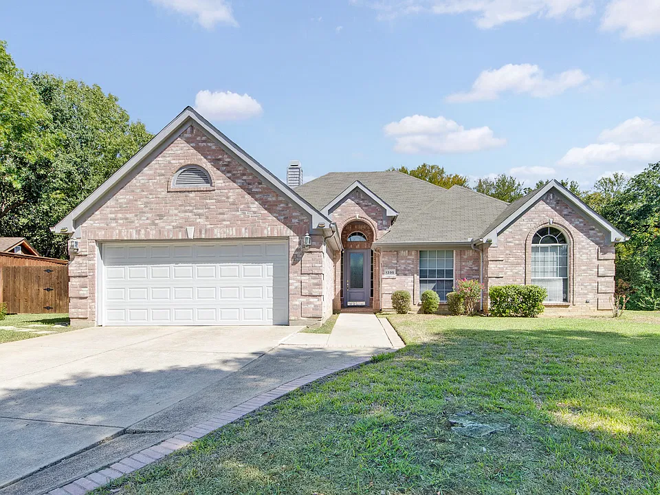 1395 Forest Creek Dr