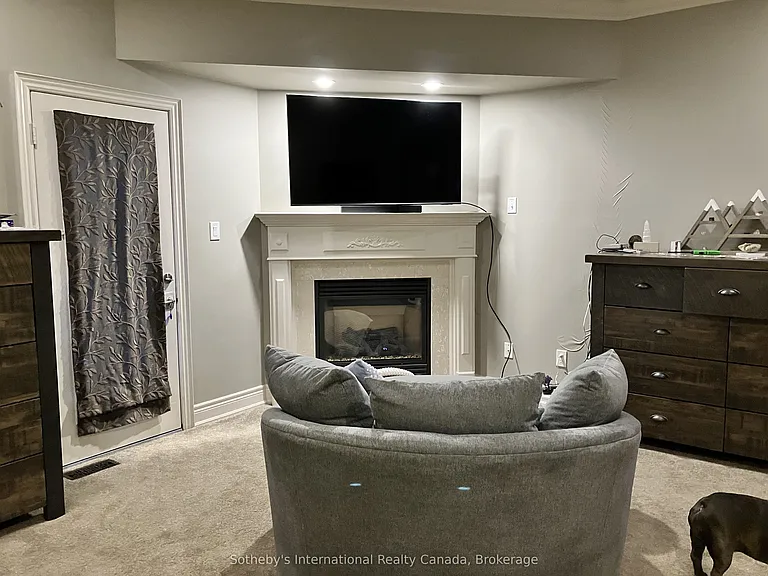 103 Barton Blvd — Photo 26
