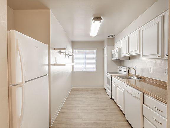 5th image of 1515 Alta Glen Dr APT 25
