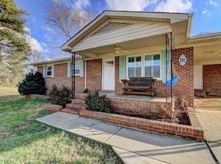 111 Richardson Rd, Dallas, NC 28034