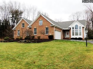 192 Blue Winged Dr SE, Warren, OH