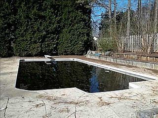 5th image of 2305 Wilson Dr