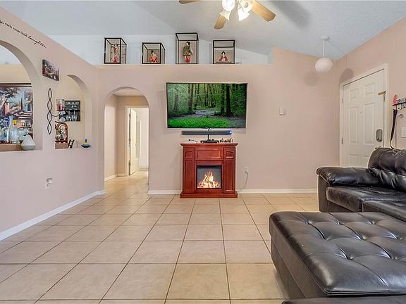 5th image of 9520 Water Fern Cir