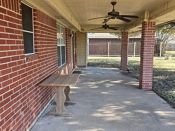 5th image of 2607 Cherrylawn Dr