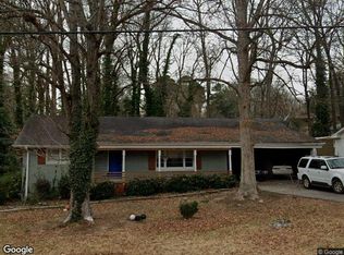 2860 Dodson Lee Dr, East Pt, GA 30344