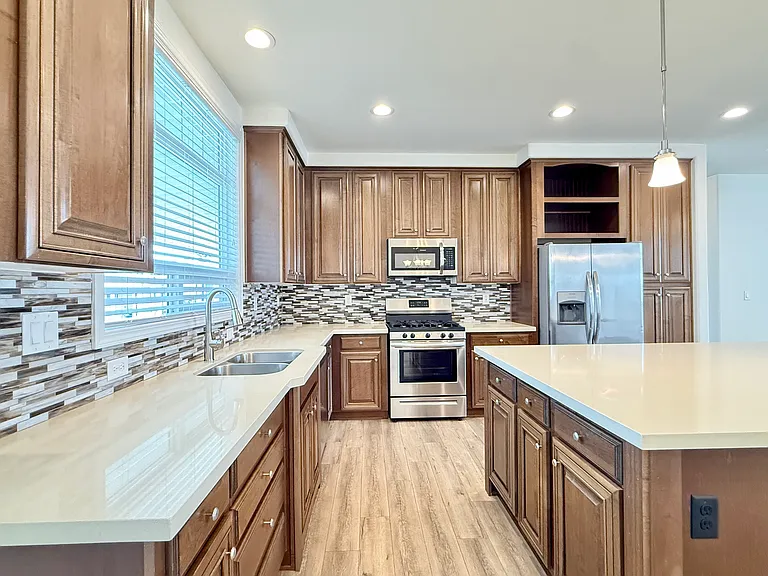 3595 Santa Fe Ave #227 — Photo 22