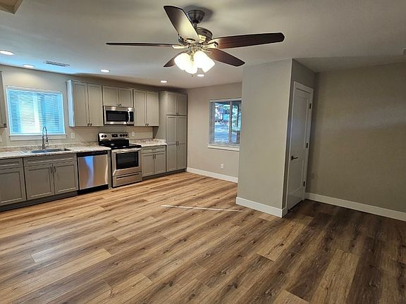 4th image of 3249 S Leupp Dr #A