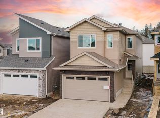 58 Meadowgrove Lndg, Spruce Grove, AB T7X 0W2