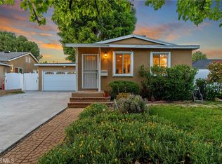 19833 Archwood St, Winnetka, CA 91306