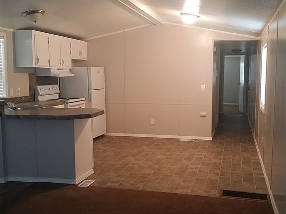 3rd image of 46 Argon Ln