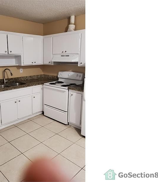 2nd image of 1938 NE 47th St #1