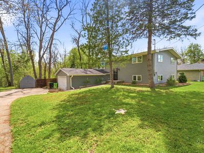 W6395 Lakeview Ct, MENASHA, WI, 54952