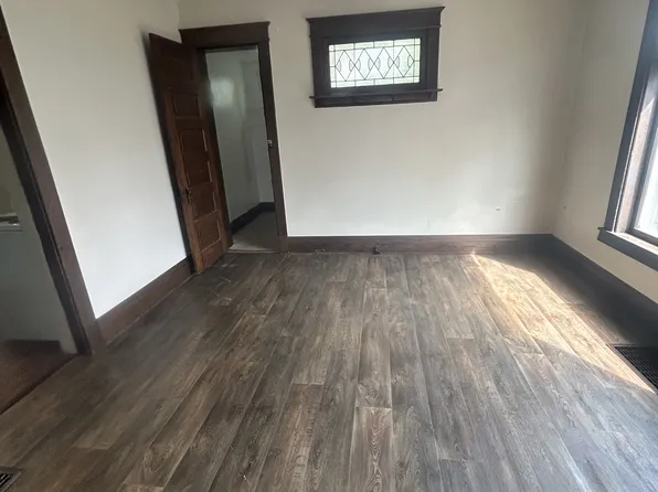 2 Elm St APT 1, Batavia, NY 14020