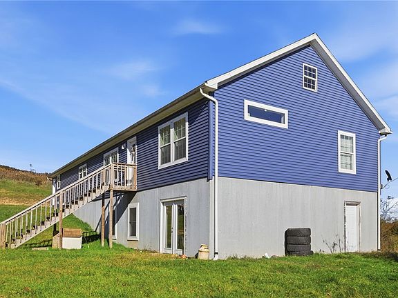 5th image of 191 Mount Carmel Ridge Rd