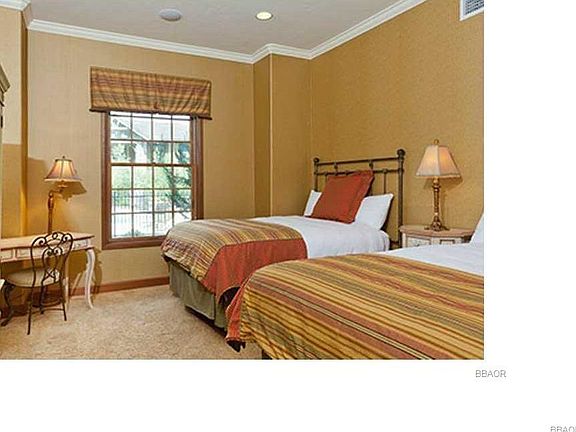 5th image of 40671 Village Dr APT 10B