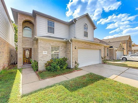 2nd image of 13543 Forest Pines Vlg
