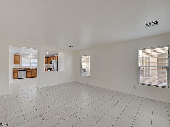 2nd image of 5672 Park City Ave