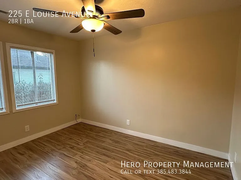 225 E Louise Ave — Photo 18