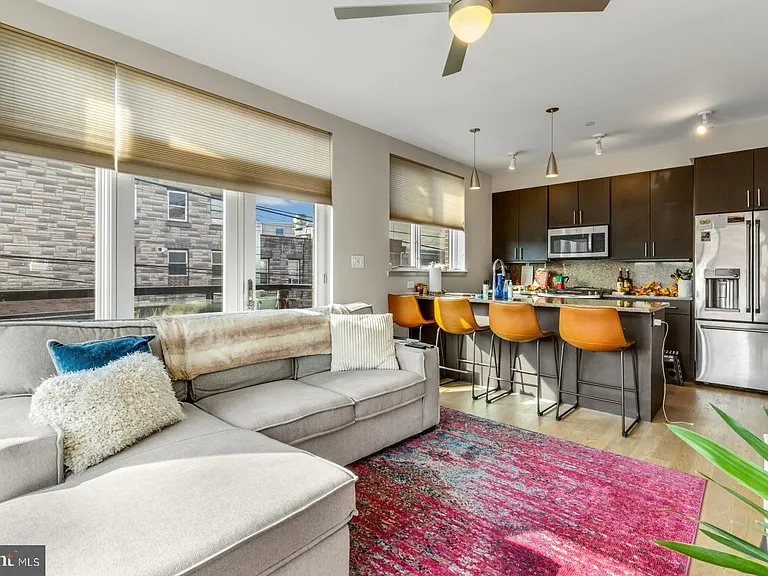 1646 S 12th St #201 — Photo 1