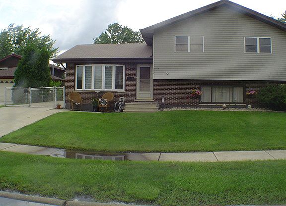 2nd image of 7618 160th St