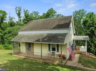 2450 Blackberry Rd, York, PA 17315