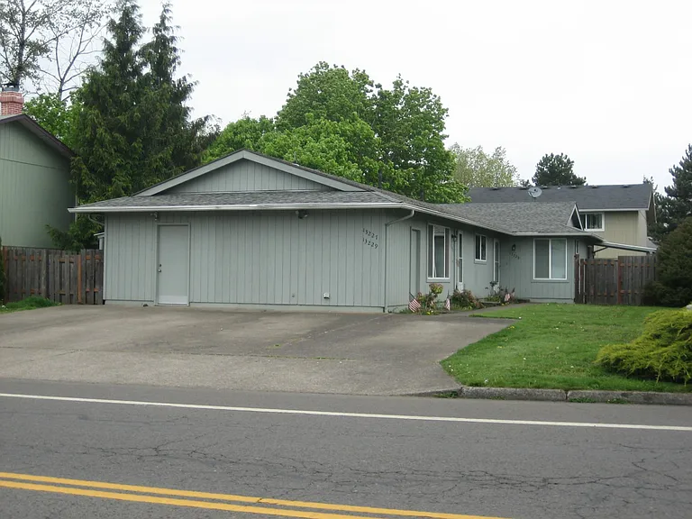 13229 Clairmont Way — Photo 13