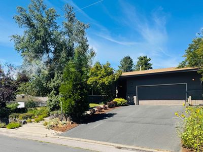 1985 Benson Ave, Klamath Falls, OR, 97601