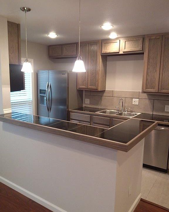 1st image of 5815 Phoenix Dr APT 7