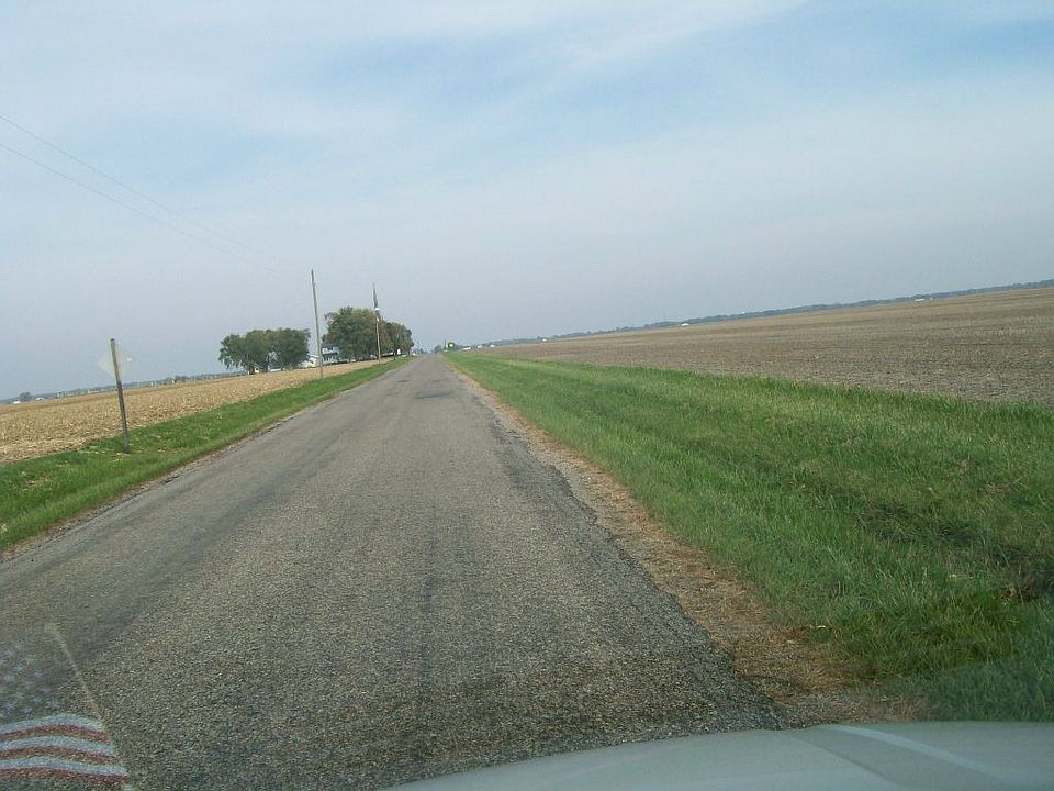 2nd image of N 200th St