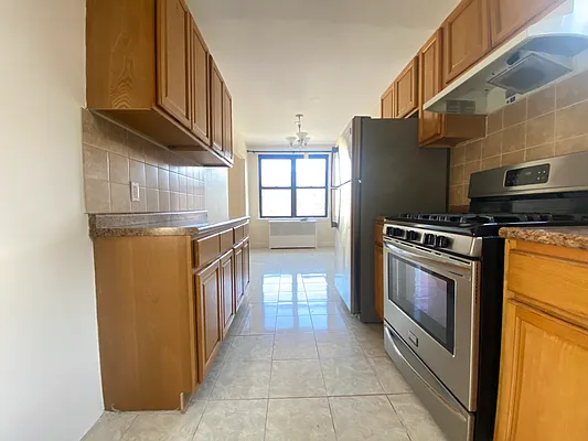 Rented by NY Space Finders Inc. | media 10