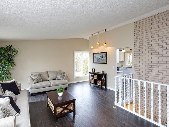 4th image of 11816 N King Arthur Ct