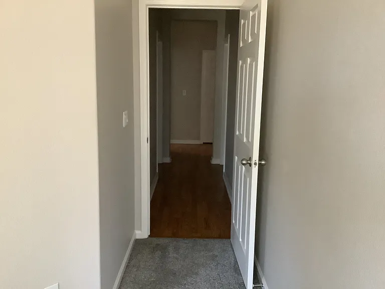 1488 Wellington Ave — Photo 16