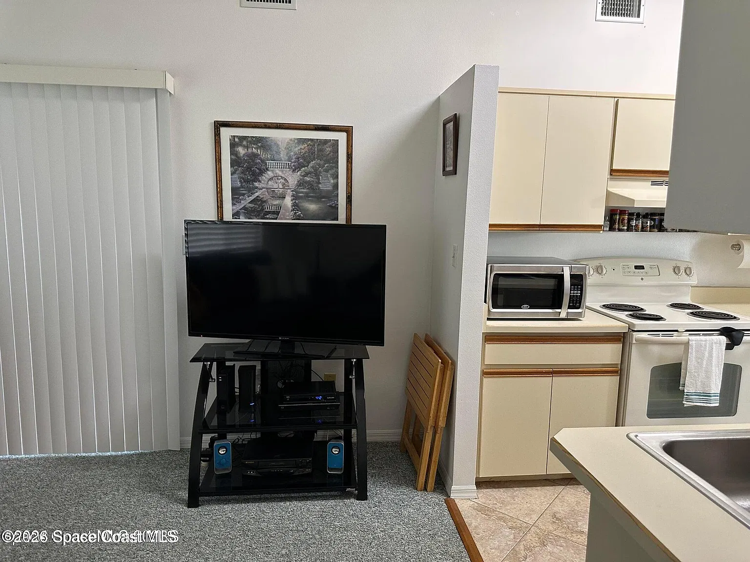 2 bed, 2.0 bath, 1014 sqft, $3,000 — Photo 3