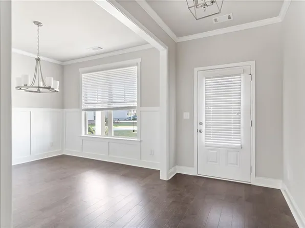 1371 Sunny Valley Ln, Braselton, GA 30517