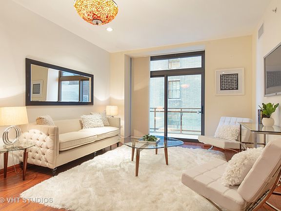 2nd image of 310 S Michigan Ave Unit 907