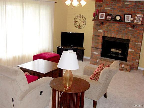 5th image of 3109 Rock Crest Dr
