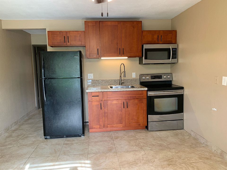1st image of 52 Walaka St APT 1