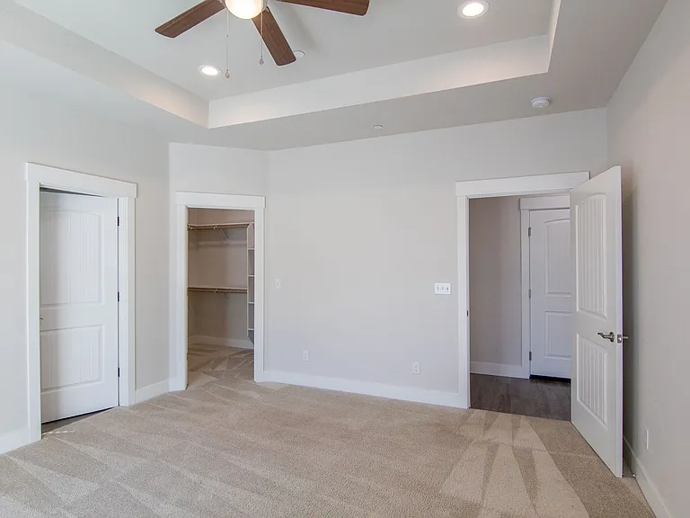 6073 Fallworth Dr — Photo 12