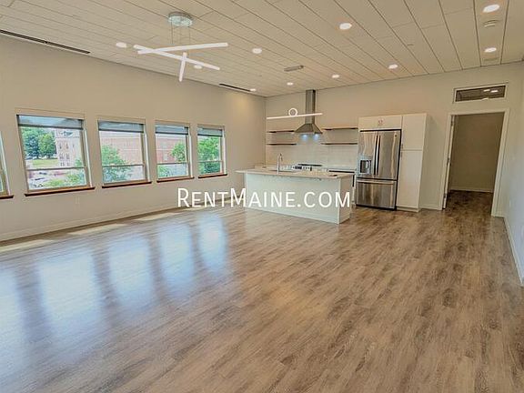 5th image of 99 Franklin St Unit 303