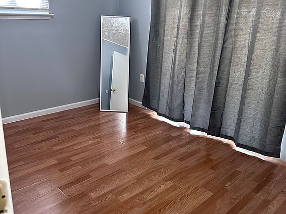 4th image of 21326 Powers Ave