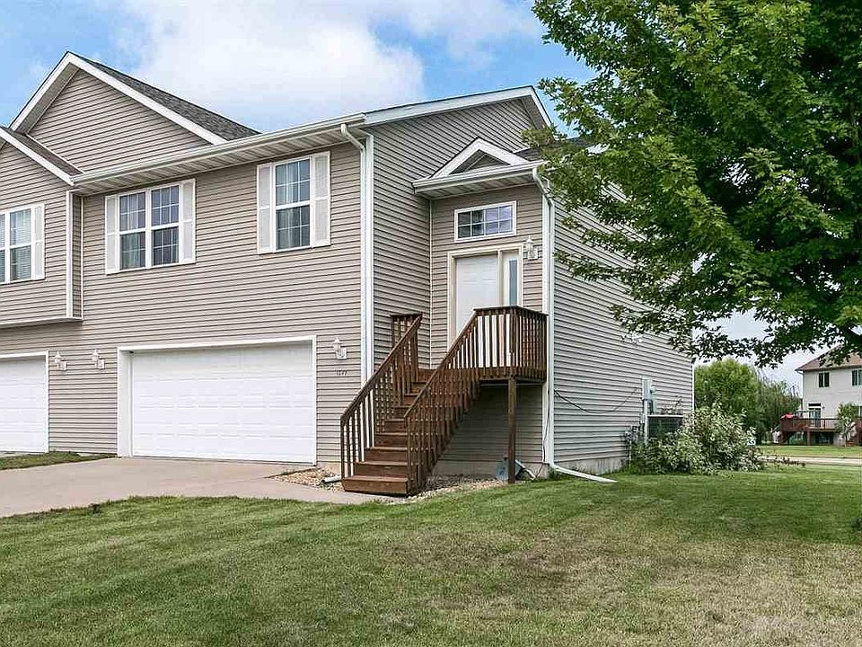 1st image of 1577 Deerfield Dr W