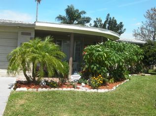 4033 Baden Dr, Holiday, FL 34691