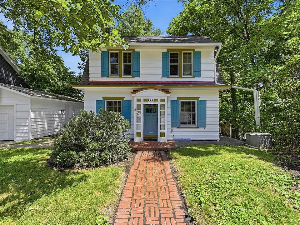 1st image of 235 Oakview Ave