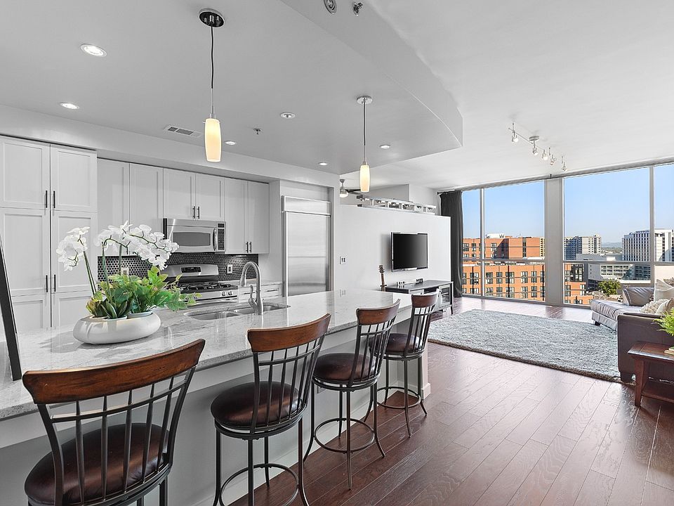 1st image of 900 20th Ave S APT 809
