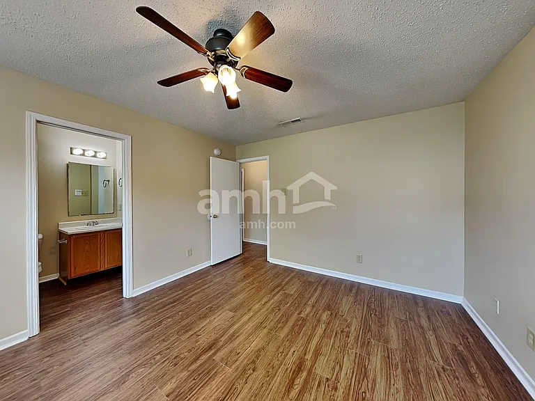 10767 Wymm Ln — Photo 9