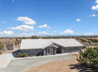 10121 Rochester Rd, Phelan, CA 92371