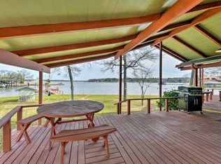 102 Doering Bay, Mabank, TX 75156