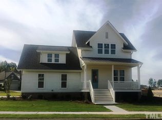 300 Ancient Oaks Dr, Holly Springs, NC 27540